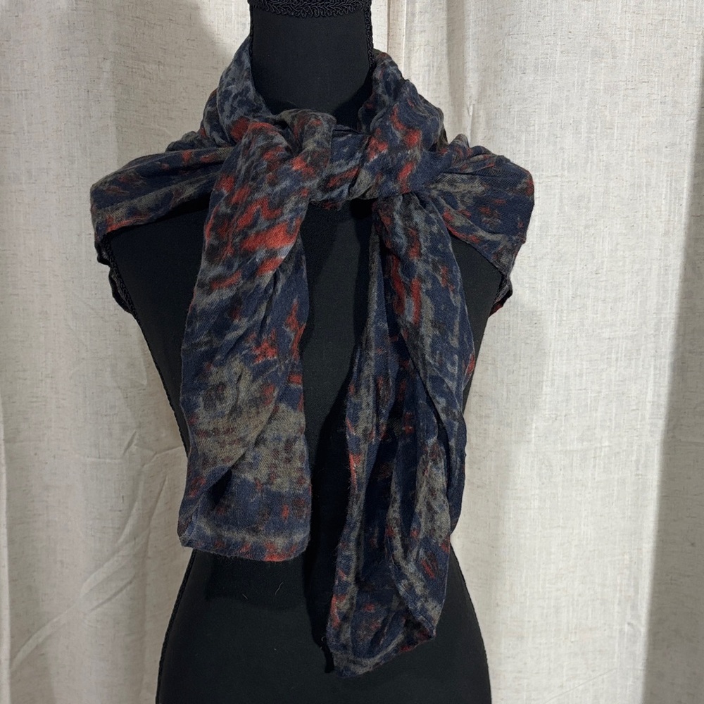 Versatile Navy & Red Patterned Women’s Scarf